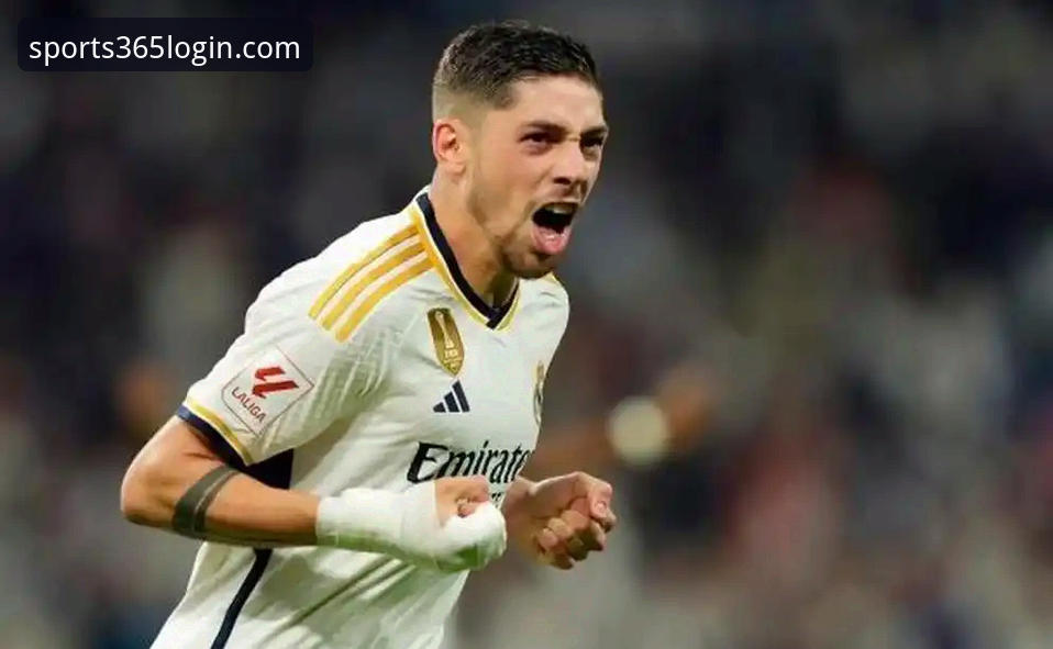 欧冠赛场现历史级奇景，巴尔韦德戴帽引领皇马完胜